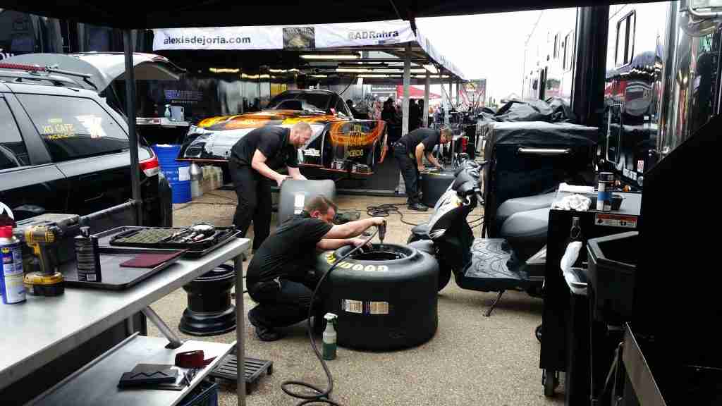 pit-crew-patron-alexis