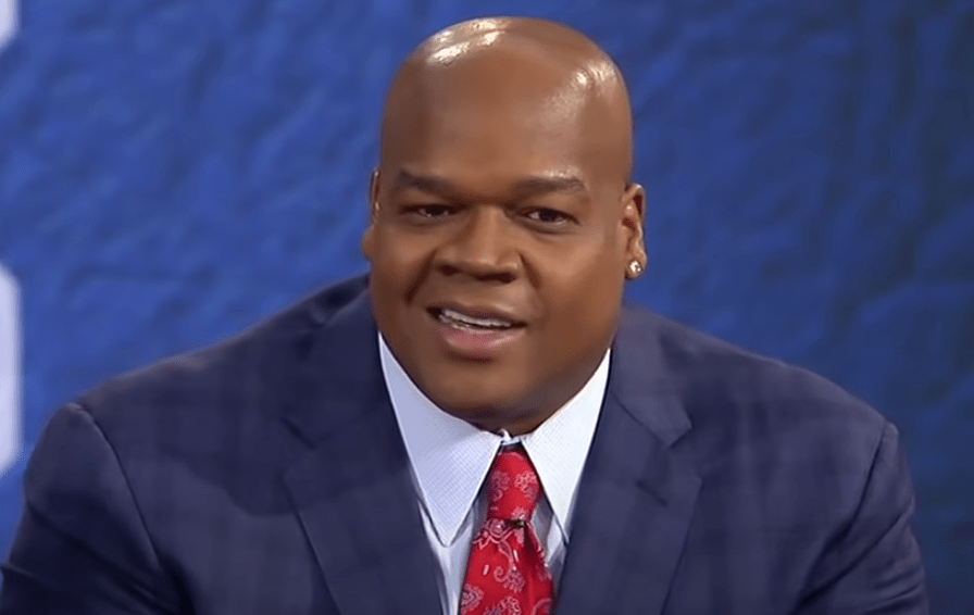Picture Of Frank Thomas FOX Sports MLB ANalyst